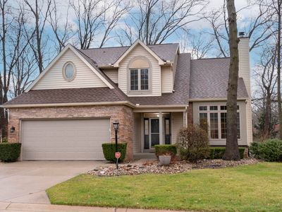 19101 Stone Ridge Dr, South Bend, IN, 46637