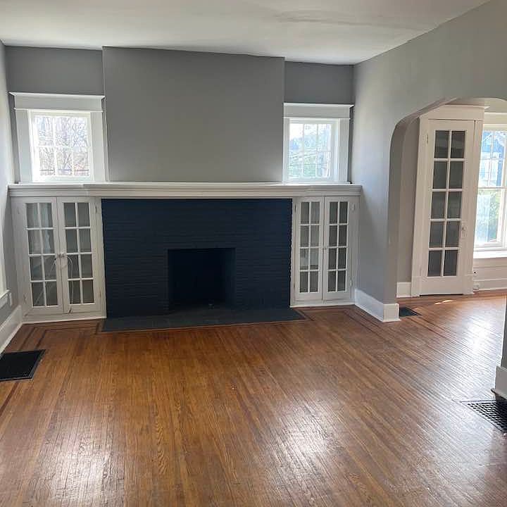 2nd image of 2140 Sycamore Ave APT 1