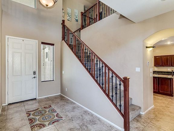 2nd image of 62 W Red Mesa Trl