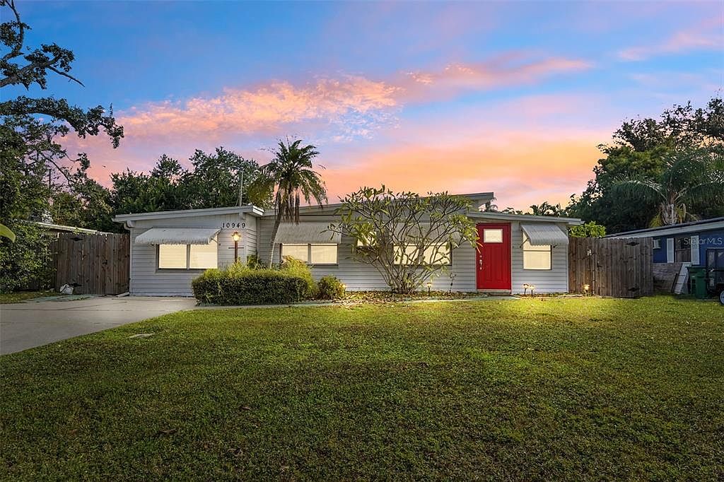 _maacoo_ 10949 105th St, Largo, FL 33773 | MLS #TB8448371 | Zillow