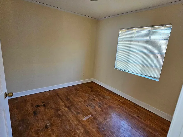 3593 Autumn Ave — Photo 5