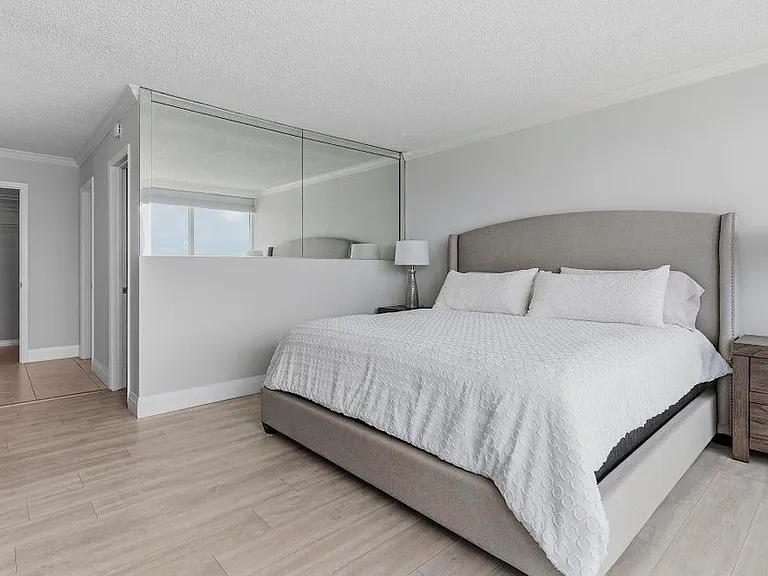 4280 Galt Ocean Dr #L — Photo 13