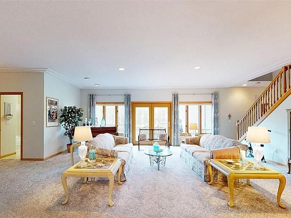 5th image of 7264 Wellington Ct