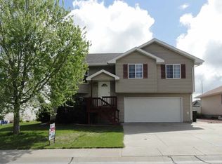 2441 Dawn Dr, Sidney, NE 69162