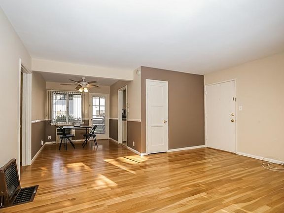 4th image of 1750 Grevelia St #6/10