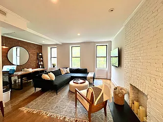 Rented by Living New York