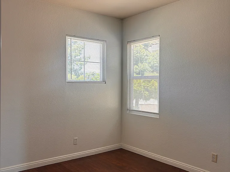 11267 Corsica Ct — Photo 16