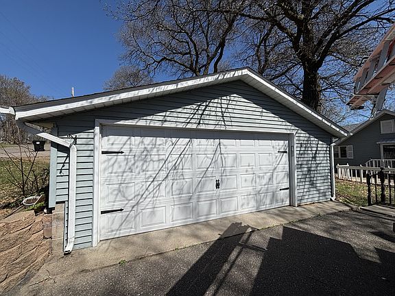 4th image of 18939 232nd Ave NW