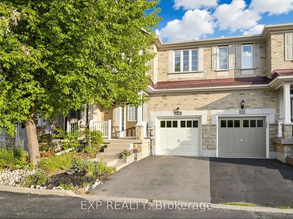 28 Doon Mills Dr #2, Kitchener, ON N2P 2W9