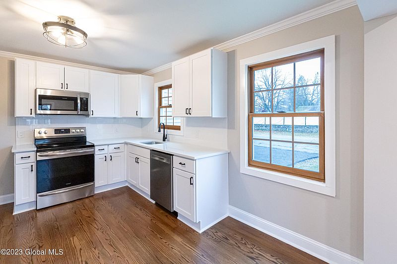 2nd image of 49 Wilkins Avenue