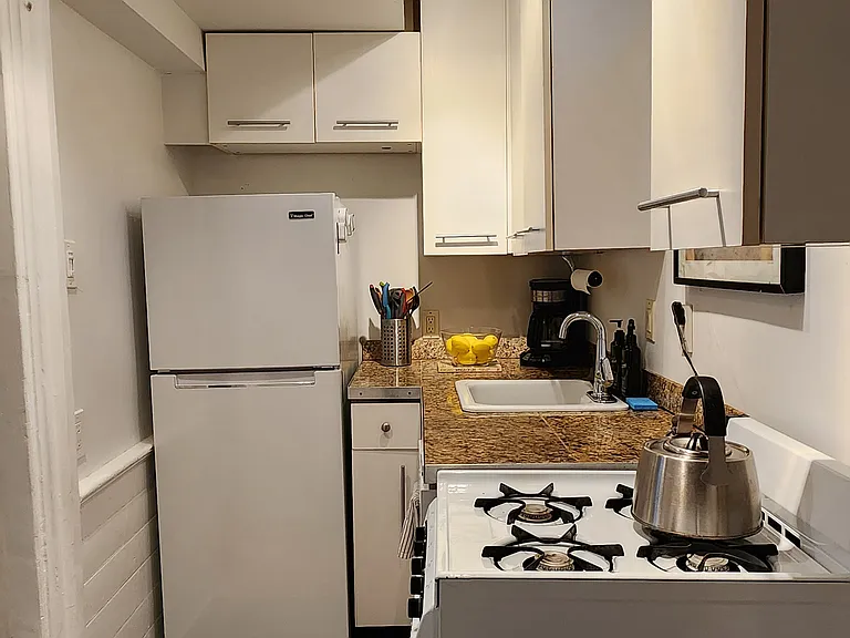 54 Dudley St #2 — Photo 5