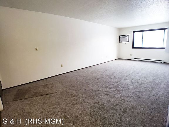 2nd image of 321 1st Ave SE #13