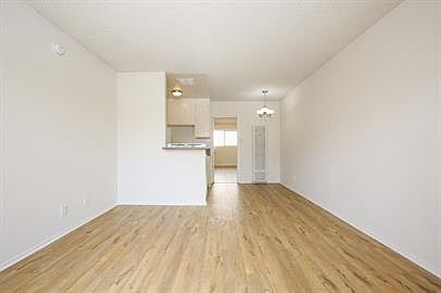 2nd image of 12514 Culver Blvd #10999727
