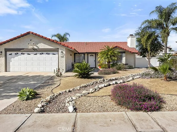 1124 N Sandalwood Ave, Rialto, CA 92376