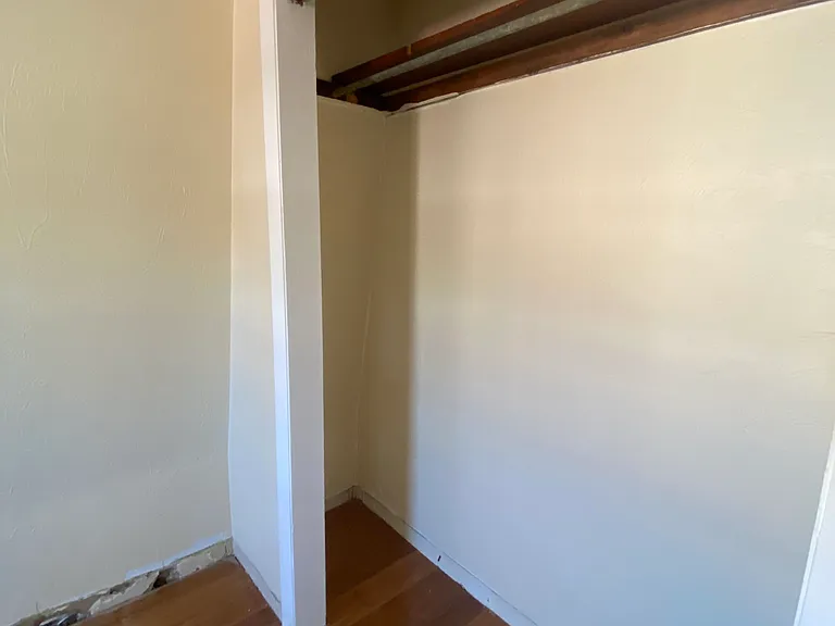 233 London St #3 — Photo 24