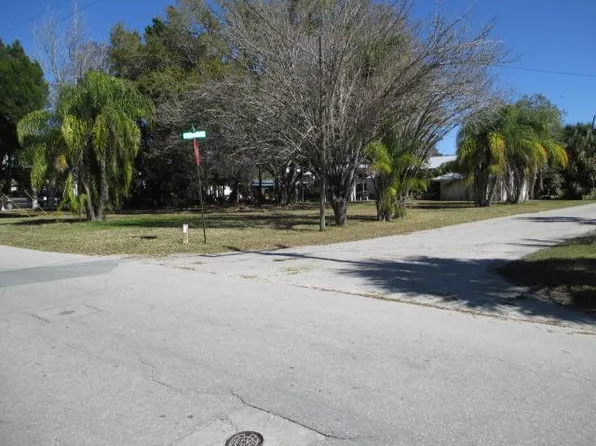 249 SE 228th St, Old Town, FL 32680