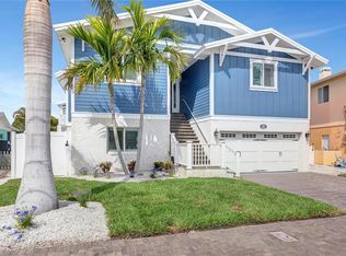 908 Bay Point Dr, Madeira Beach, FL 33708