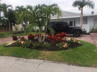 255 SW 14th Pl, Boca Raton, FL 33432