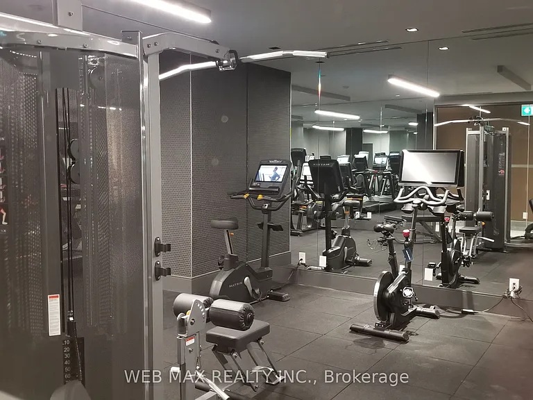8 Widmer St #1207 — Photo 21