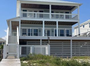 197 Las Palmas Ln, Port Saint Joe, FL 32456