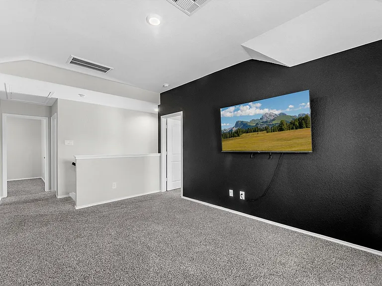 5455 Pinetree Crescent Ln — Photo 17