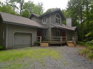 175 Cumberland Rd, Pocono Pines, PA 18350
