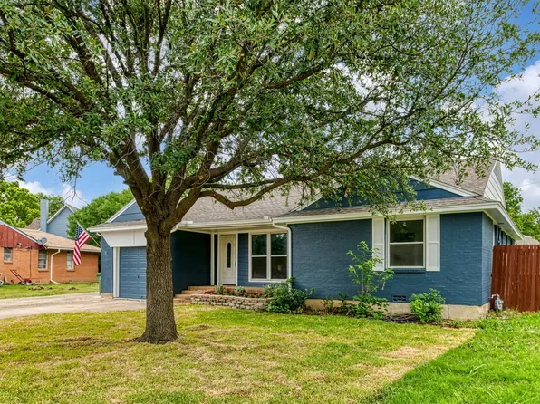 1413 Hill St, Grapevine, TX 76051