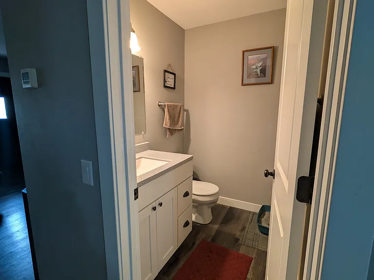 1004 Sausalito Dr — Photo 2