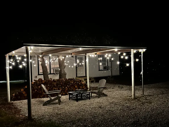 348 Wild Hill Oak Dr, Springtown, TX 76082