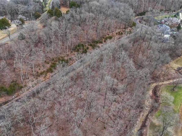 1201 Diamond Valley Dr, High Ridge, MO 63049