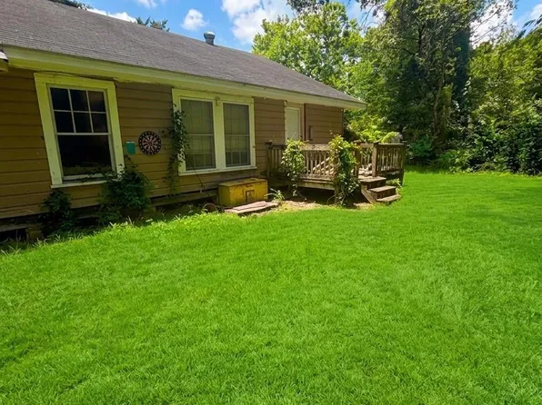205 S 2nd St, Silsbee, TX 77656