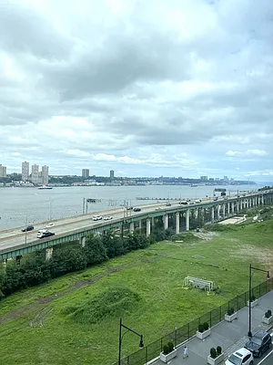 Rented by Windsor Property Management | media 19