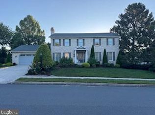 1105 Musket Ln, Mechanicsburg, PA 17050