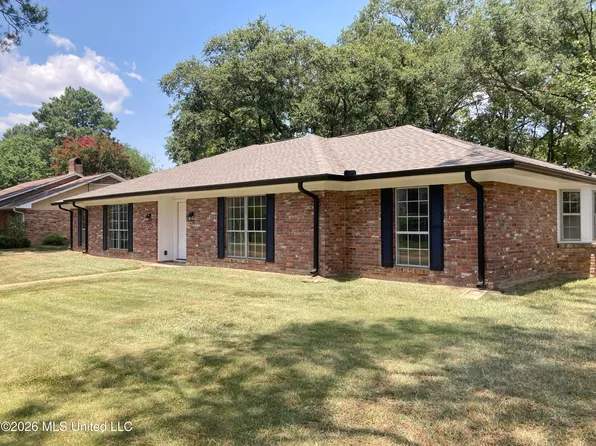 5008 Sunnyvale Dr, Jackson, MS 39211