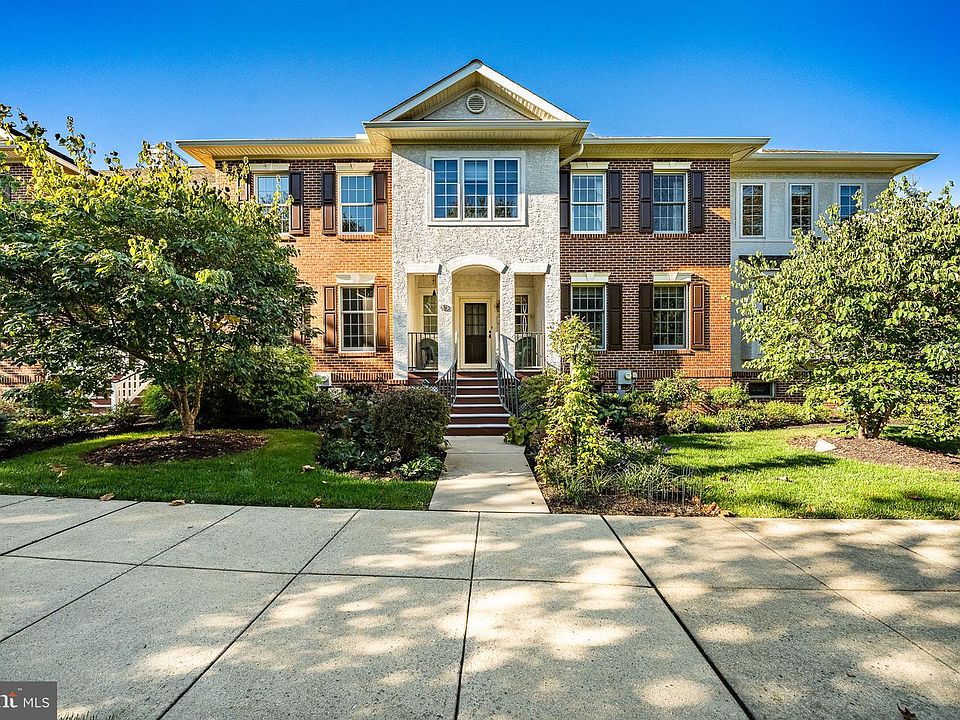 1st image of 475 Fairmont Dr #237