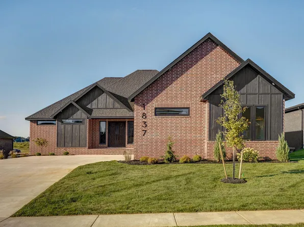 1837 E Cobblestone Drive, Ozark, MO 65721