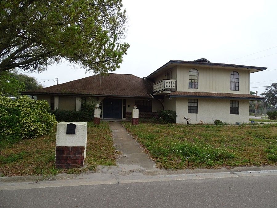 1st image of 1775 Gayle Ave