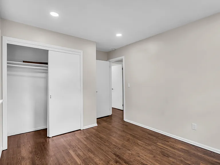 321 Marc Dr — Photo 31