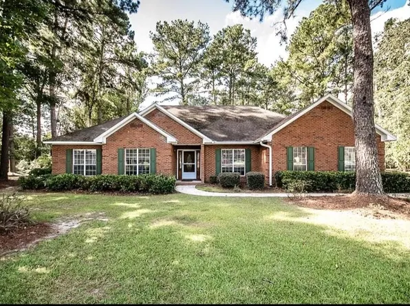 2 Lauries Point, Valdosta, GA 31605