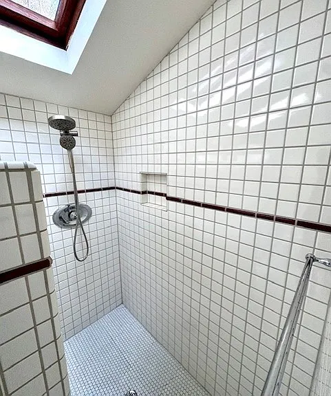 12 Neila Way — Photo 9