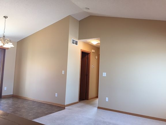 2nd image of 1001 Winsome Way