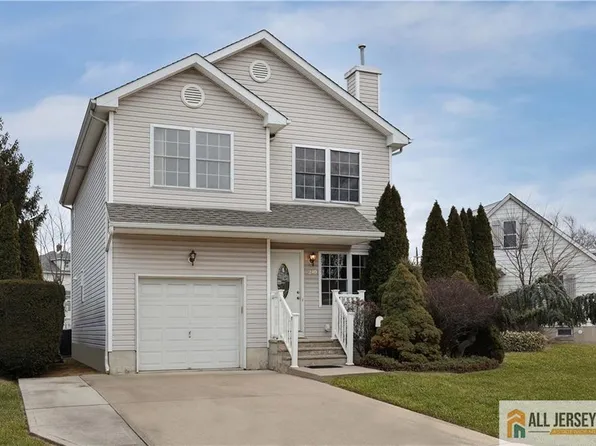 240 Willow St, East Brunswick, NJ 08816