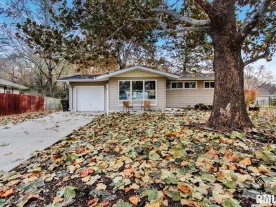 1942 W White Oak Dr, Peoria, IL, 61614