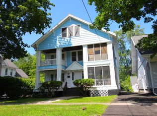 204 3rd St APT 1, Liverpool, NY 13088