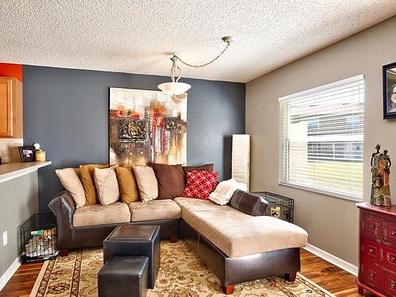 5th image of 8526 Edgewater Place Blvd