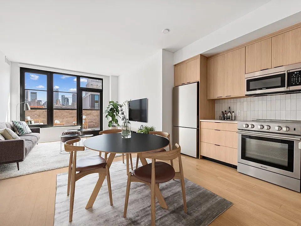499 President St #914
