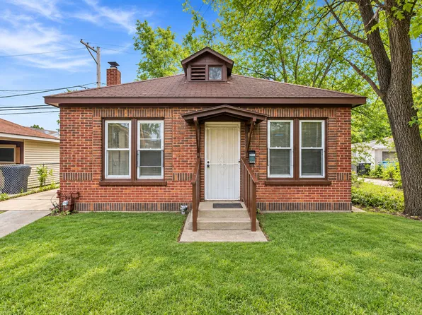 10215 S Aberdeen St, Chicago, IL 60643