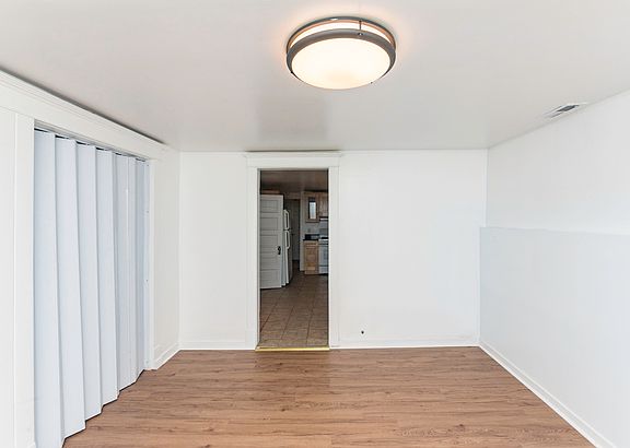 3rd image of 3109 W Diversey Ave #G