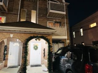 61-09 Bleecker St #3, Ridgewood, NY 11385
