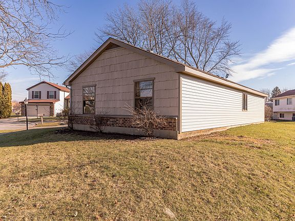 4th image of 1837 Williamsburg Dr